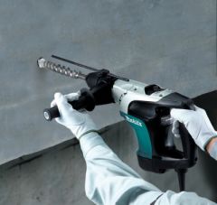 Makita HR4002 Elektropnömatik Kırıcı Delici 1050W