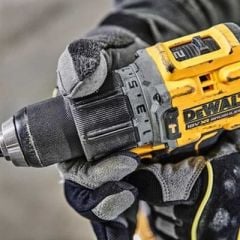 Dewalt DCD805P2T 18V 5.0AH Li-Ion Kömürsüz Çift Akülü Darbeli Matkap