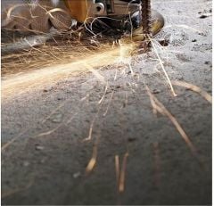 Dewalt DWE4016 730 W 115 MM Avuç Taşlama Makinesi