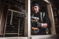 Aeg BSB 18SBL2-202C Sarjlı Darbeli Matkap 2x2,0 Ah 4935480058