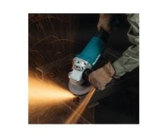 Makita GA7060 Büyük Taşlama Makinası 2200W