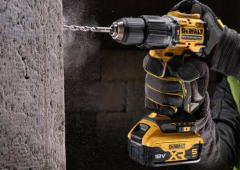 Dewalt DCD100YP2T 2X5AH Akülü Darbeli Matkap Vidalama 100. YILA ÖZEL