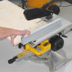 Dewalt D27111 1500 W 305 MM Çift Yüzeyli Gönye Kesme Makinesi