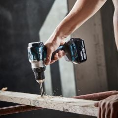 Makita DDF489RTJ 18V 5Ah Çift Akülü Matkap Vidalama