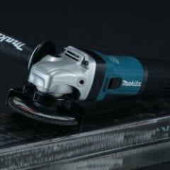 Makita GA4541R Elektrikli Avuç Taşlama Makinesi 115mm