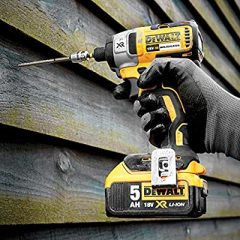 Dewalt DCF887P2 18V 5 Ah Li-ion Çift Akülü Kömürsüz Darbeli Vidalama