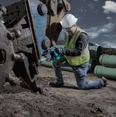 MAKITA TW010GZ AKÜLÜ 40V KÖMÜRSÜZ DARBELİ SOMUN SIKMA (AKÜSÜZ)