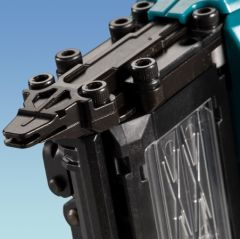 Makita FN001GZ KÖMÜRSÜZ AKÜLÜ 40V ÇİVİ TABANCASI (AKÜSÜZ)