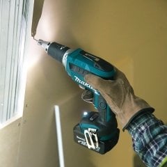Makita DFS452RFE Akülü Alçıpan Vidalama 18 V 3A