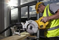 Dewalt DWS778 1850 W 250 MM Raylı Gönye Kesme Makinesi